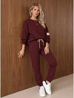 Dámská tepláková souprava „Masełko“ v bordové barvě od FashionStreet AY1235 Dámská tepláková souprava „Masełko“ v bordové barvě od FashionStreet AY1235