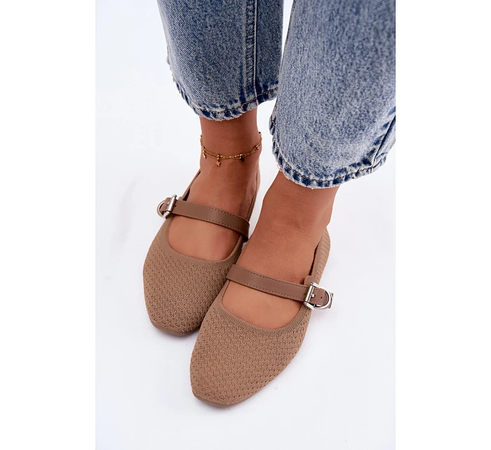 Materiálové baleríny s páskem a přezkou Khaki model 22122502 - Boto