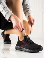 Moderní dámské černé tenisky bez podpatku Moderní dámské černé tenisky bez podpatku