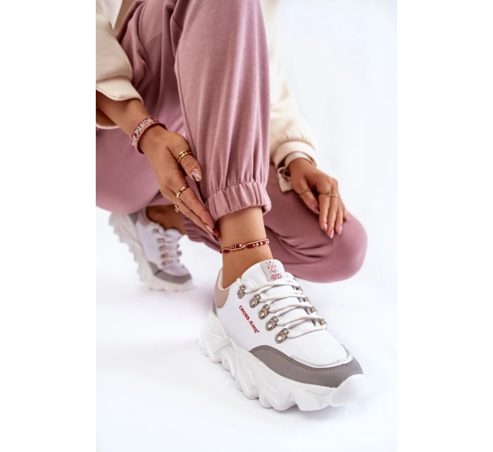 Dámské Tenisky na platformě model 21603148 Bíle - Cross Jeans