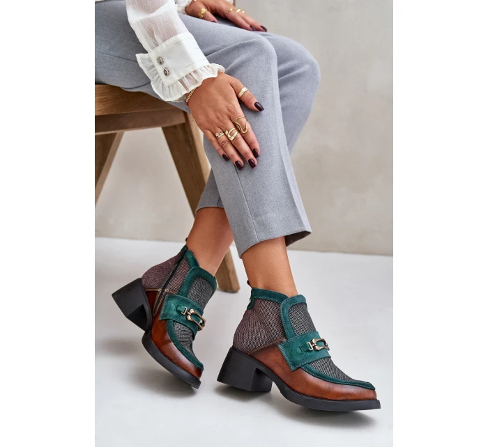 Kožené dámské kotníkové boty na masivním podpatku s ozdobou Maciejka A6747-29 hnědo-zelené Kožené dámské kotníkové boty na masivním podpatku s ozdobou Maciejka A6747-29 hnědo-zelené