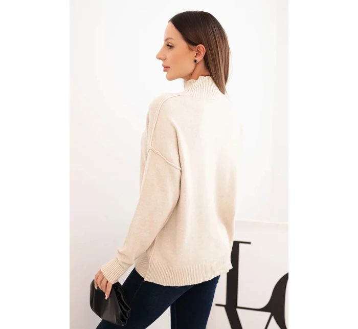 Dámský svetr z viskózy s model 21410342 polo límcem a volným střihem béžový - K-Fashion Dámský svetr z viskózy s model 21410342 polo límcem a volným střihem béžový - K-Fashion