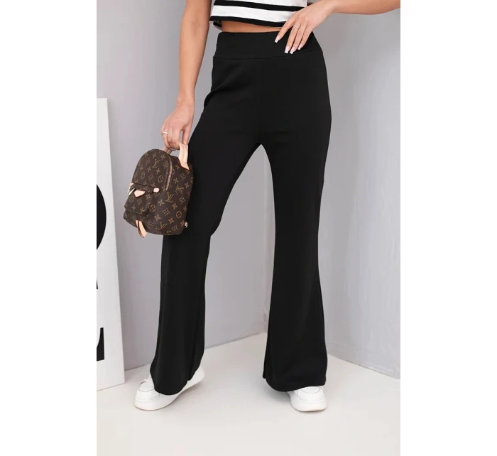 Dámské kalhoty máslo s rozšiřující nohavicí černé