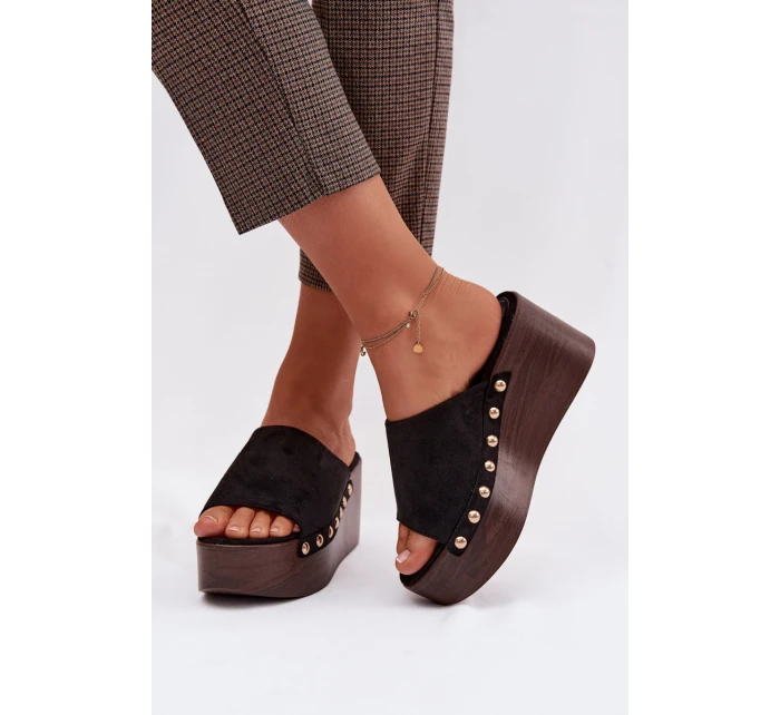 Dámské nazouváky na platformě se zlatými přezkami Eko semiš Černé Helivina