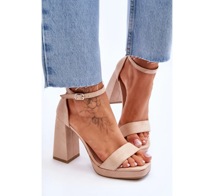 Sandály na podpatku  model 179871 Step in style