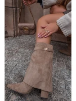 Zateplené dámské kotníkové boty na podpatku s ozdobným páskem khaki model 21715357 - Boto