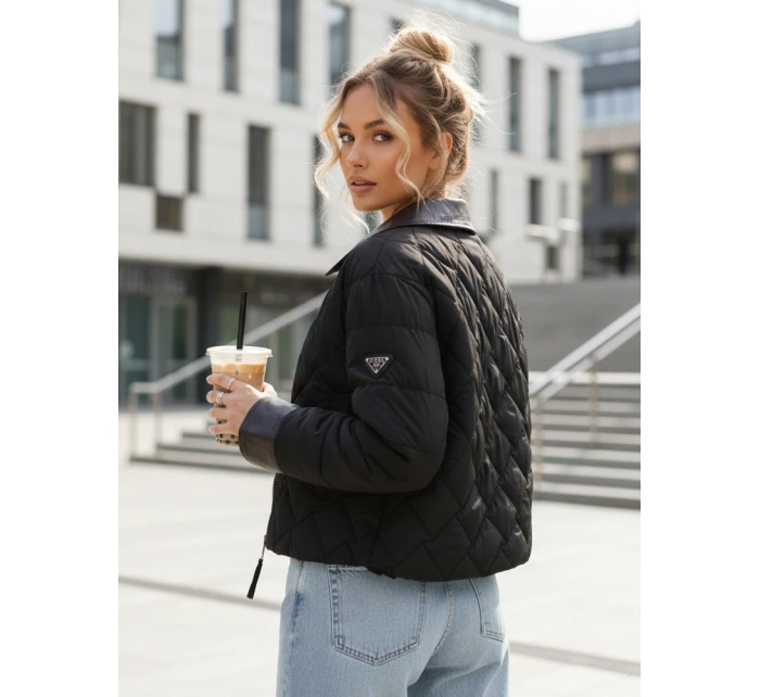 Dámská přechodná prošívaná bunda černá FashionStreet TY5622 Dámská přechodná prošívaná bunda černá FashionStreet TY5622