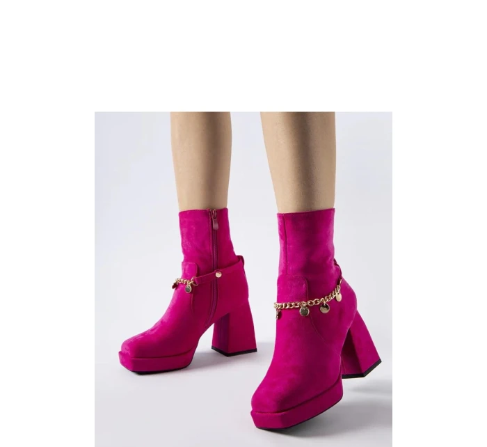 Boty na podpatku  model 205843 Solea