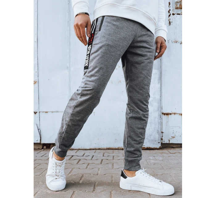 Pánské světle šedé teplákové kalhoty Dstreet model 21975783 - FashionStreet