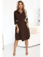 Košilové halenkové šaty s páskem čokoládové model 21400254 - numoco