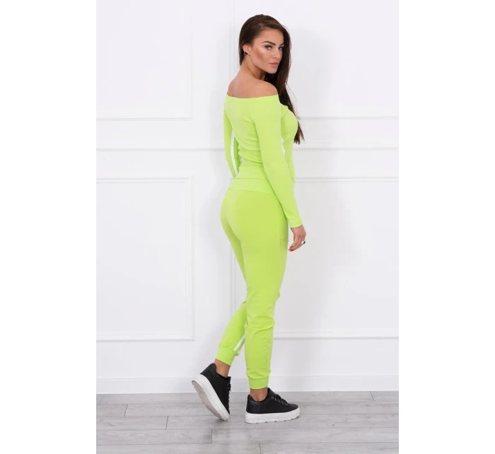 Sada s dvojitým potrubím zelené barvy