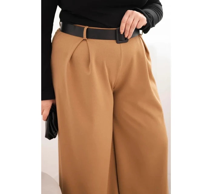 Dámské kalhoty Plus Size s širokou nohavicí a páskem model 21725275 - K-Fashion