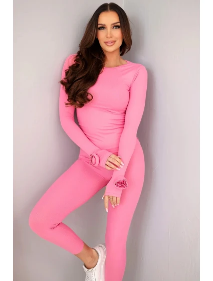 Komplet dámský z proužkované viskózy s dlouhým rukávem a legínami světle růžový Komplet dámský z proužkované viskózy s dlouhým rukávem a legínami světle růžový