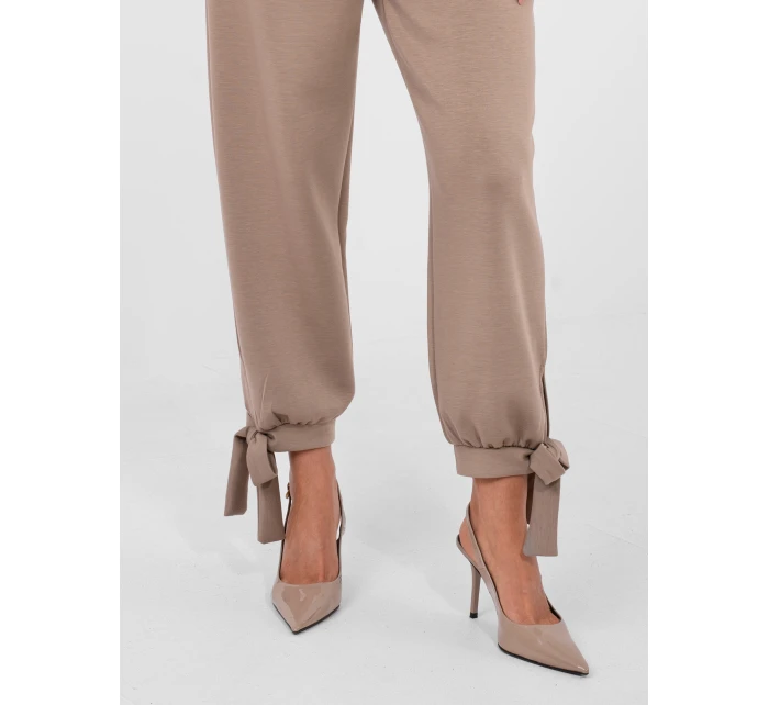 Spodnie IT SP model 21895911 ciemny bezowy - FPrice Spodnie IT SP model 21895911 ciemny bezowy - FPrice