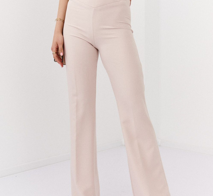 Elegantní dámské kalhoty s rozšířenými nohavicemi, světle béžová