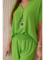 Souprava s náhrdelníkem halenka + kalhoty světle zelené