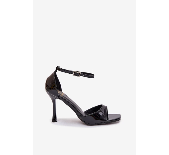 Lakované sandály na vysokém podpatku černé Revella