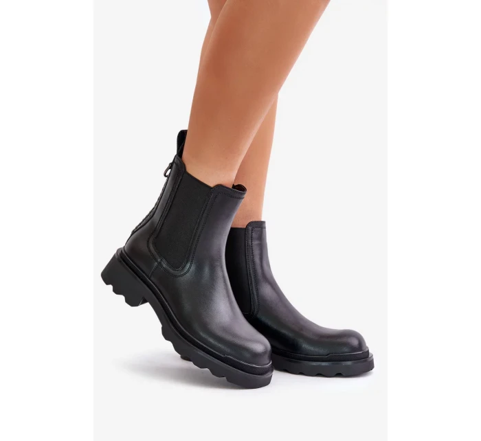 Kožené Kotníkové Boty Chelsea S Ozdobným Řetězem Zateplené D&A Černé Kožené Kotníkové Boty Chelsea S Ozdobným Řetězem Zateplené D&A Černé