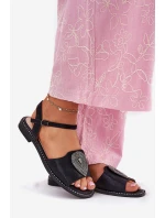 Dámské Sandály Na Plochém Podpatku S Ozdobou model 21696821 Černé - S.Barski Dámské Sandály Na Plochém Podpatku S Ozdobou model 21696821 Černé - S.Barski