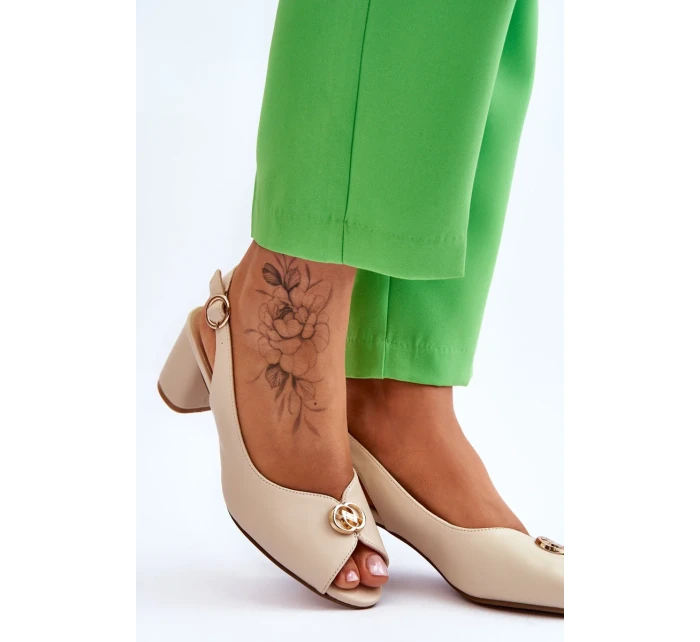 Módní kožené sandály na podpatku béžové Hette Módní kožené sandály na podpatku béžové Hette