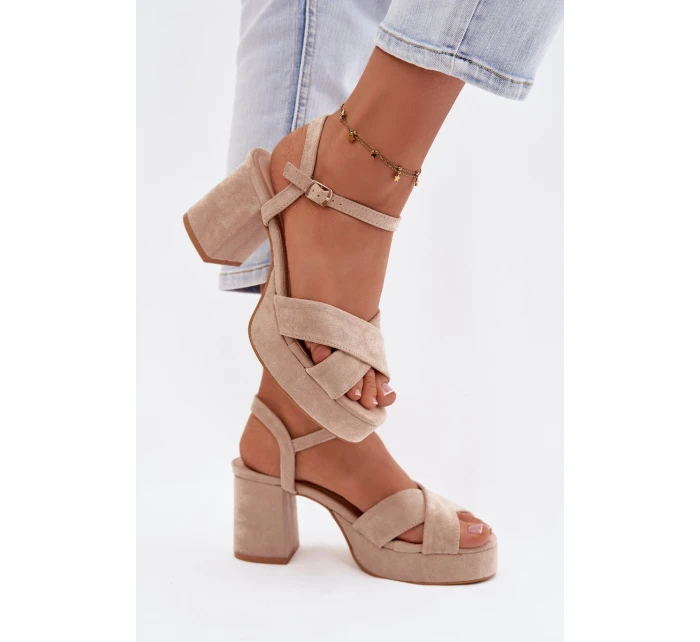 Dámské sandály na podpatku béžové Janelia