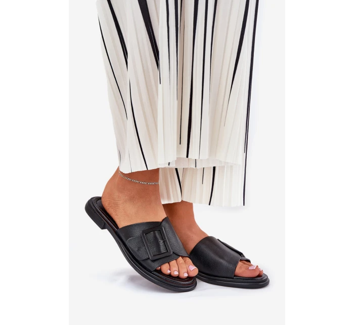 Dámské kožené sandály s přezkou D&A SJ2302-01 Černé