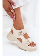 Dámské sandály se zlatými detaily béžové model 21701752 - EVENTO Dámské sandály se zlatými detaily béžové model 21701752 - EVENTO