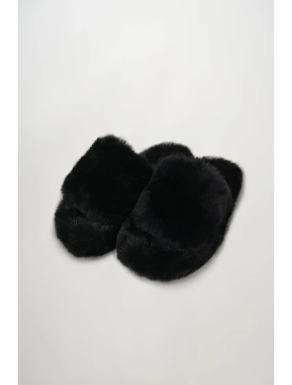 Obyčejné měkké pantofle model 18936123 - Vamp