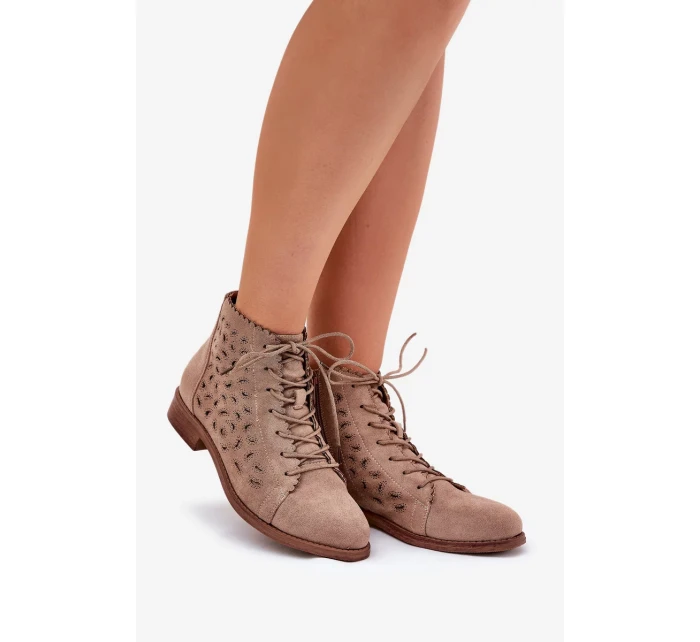 Dámské nízké kotníkové botky s perforovaným vzorem – béžové S.Barski Dámské nízké kotníkové botky s perforovaným vzorem – béžové S.Barski
