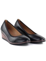 Dámské ažurové lodičky na platformě černé Vinceza 58629 Dámské ažurové lodičky na platformě černé Vinceza 58629