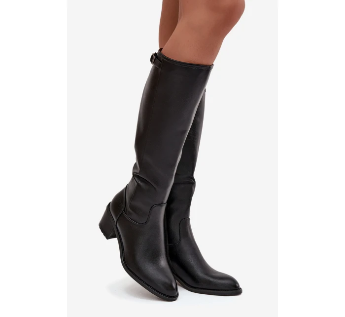 Dámské zimní kozačky s podpatkem a přezkou model 21712590 Černé - VINCEZA