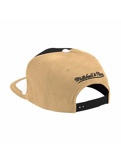 Kšiltovka NBA Day One Snapback Bulls model 21113085 - Mitchell & Ness Kšiltovka NBA Day One Snapback Bulls model 21113085 - Mitchell & Ness