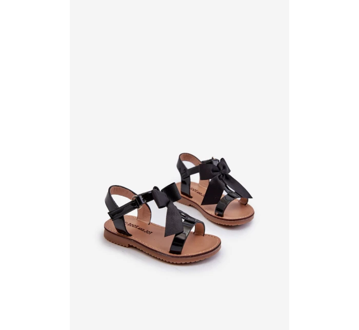 Lakované dětské sandálky s mašlí na suchý zip černé Joratia