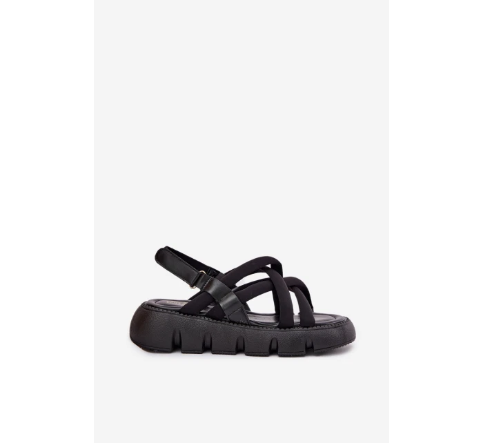 Dámské sandály na platformě se pásky černé model 21696142 - Boto Dámské sandály na platformě se pásky černé model 21696142 - Boto