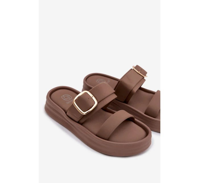 Materiálové dámské pantofle na platformě s pásky a zlatou sponou Khaki Ameliette Materiálové dámské pantofle na platformě s pásky a zlatou sponou Khaki Ameliette