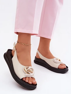 Kožené sandály na platformě s ozdobou model 22133578 Béžové - S.Barski