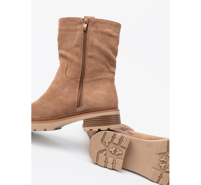 Stylové model 21290937 kotníčkové boty dámské na plochém podpatku Stylové model 21290937 kotníčkové boty dámské na plochém podpatku