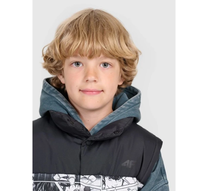 Chlapecké bez rukávů se syntetickou výplní model 21815727 - 4F Chlapecké bez rukávů se syntetickou výplní model 21815727 - 4F