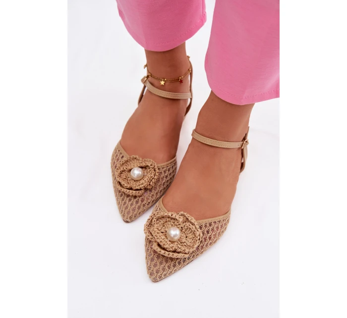Dámské sandály na klínku s ozdobným detailem tmavě béžové Vionessa