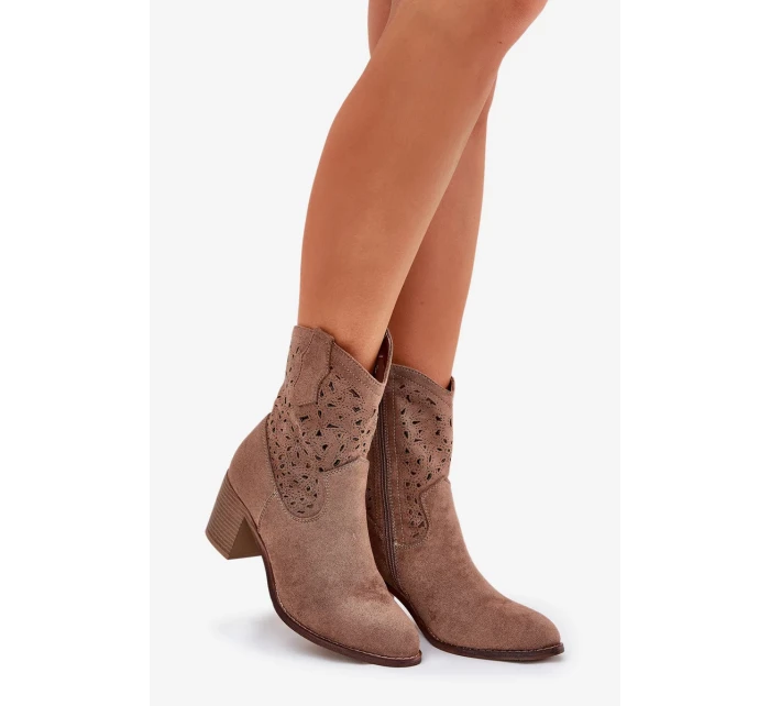 Dámské kožené kotníkové boty ve western stylu na podpatku S.Barski – hnědé