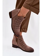 Dámské perforované kotníkové boty na nízkém podpatku Vinceza 58626 tmavě béžové Dámské perforované kotníkové boty na nízkém podpatku Vinceza 58626 tmavě béžové