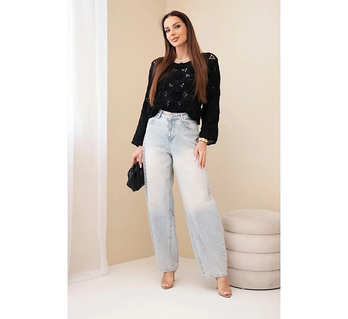 Dámský ažurový svetr s květinovým vzorem černý