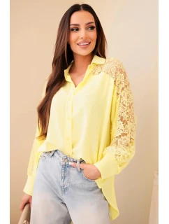 Dámská viskózová košile s krajkovými rukávy a límečkem žlutá