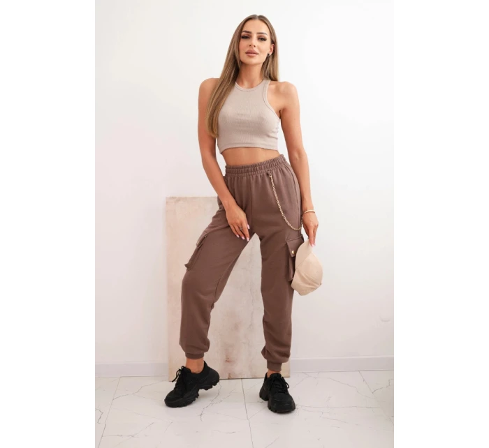 Dámské bavlněné cargo kalhoty s kapsami a řetízkem mocca
