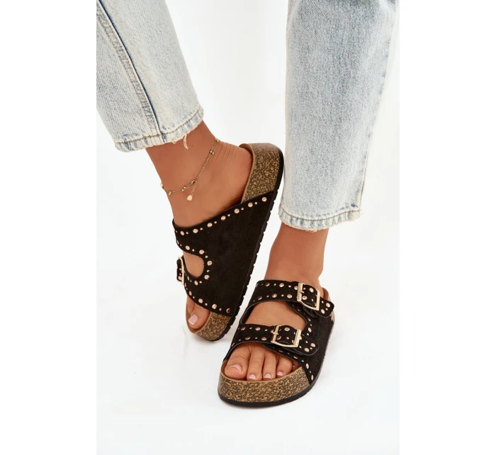 Dámské pantofle se zlatými sponami a knoflíky Černé model 21918999 - Boto