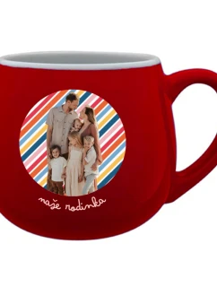 Personalizovaný keramický hrníček s výřezem fotky na podkladu