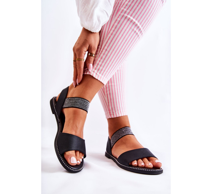 Klasický kožené sandály s cvočky Černá Shelly