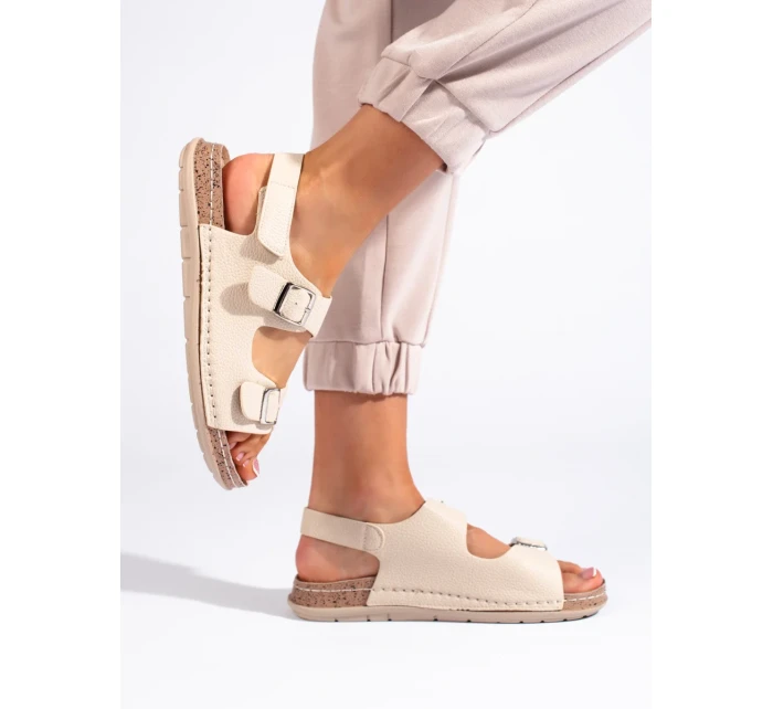 Luxusní hnědé sandály dámské na plochém podpatku Luxusní hnědé sandály dámské na plochém podpatku