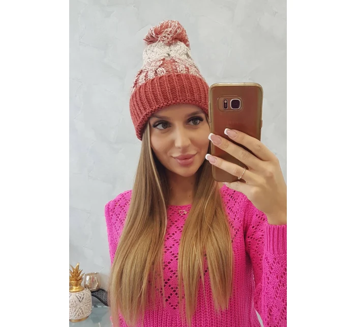 Dámská čepice s bambulí Abigail K326 červená+béžová Dámská čepice s bambulí Abigail K326 červená+béžová