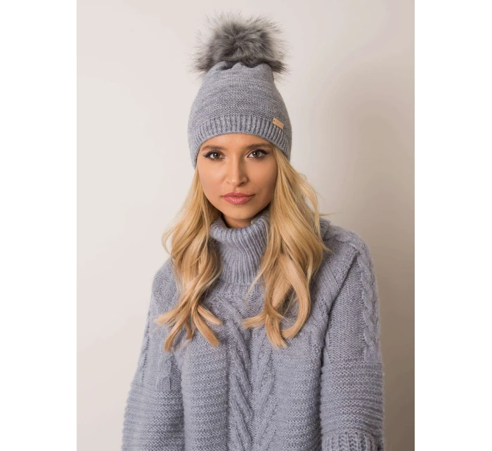 Dámská čepice.69 šedá